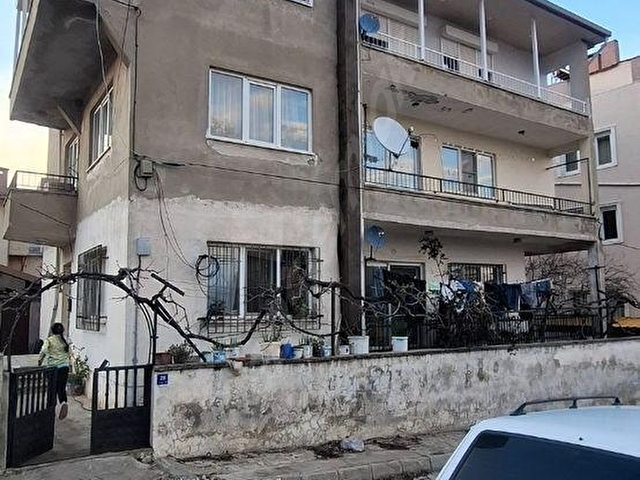 Ünlü Emlaktan Daire parasına 3 Katlı Binamızı satıyoruz Aydın Karacasu da - Görsel 2