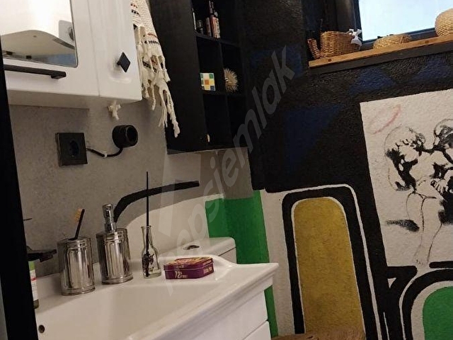 AYVALIK MERKEZDE  DENİZ MANZARALI   2+1 LOFT TARZI ASMA KATLI RUM EVİ - Görsel 6