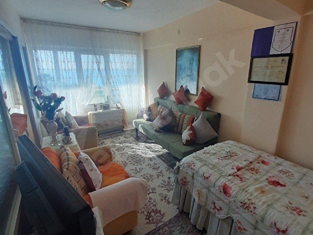 Ayvalık Sarımsaklı da denize sıfır kiralık eşyalı yazlık ev - Görsel 13