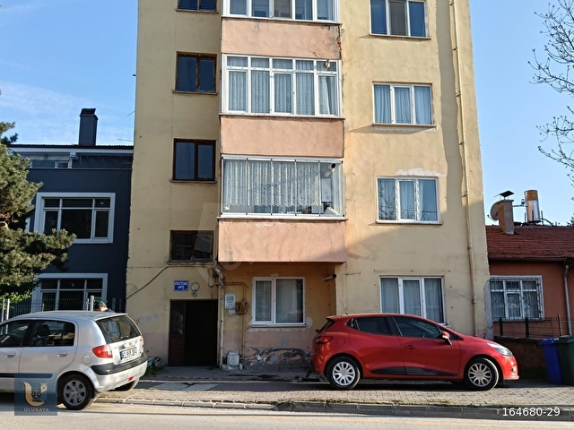 ULUKAYA GRUPTAN KÖROĞLU MAHALLESİNDE SATILIK ARAKAT 2+1