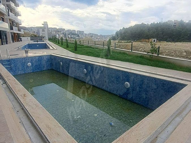 Kuşadası Aydın Yolu Ege Mahallesi Girişi Havuzlu Daire - Görsel 6