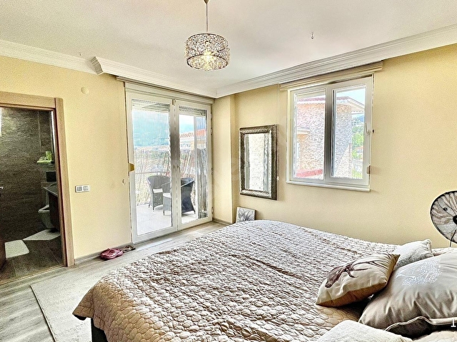 Alanya Kargıcakta Konforun Buluştuğu Müstakil Triplex 5+1 Villa - Görsel 24