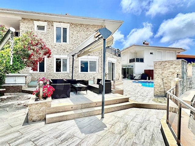 Alanya Kargıcakta Konforun Buluştuğu Müstakil Triplex 5+1 Villa - Görsel 6
