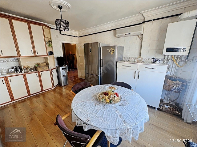 SÜLEYMAN DEMİREL BULVARI ÜZERİNDE 3 CEPHELİ 4+1 SATILIK DAİRE - Görsel 15