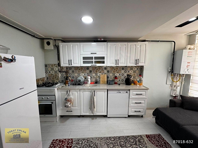 TOKAT EMLAKTAN ESENTEPE MAHALLESİNDE EŞYALI KİRALIK 1+1 DAİRE - Görsel 2
