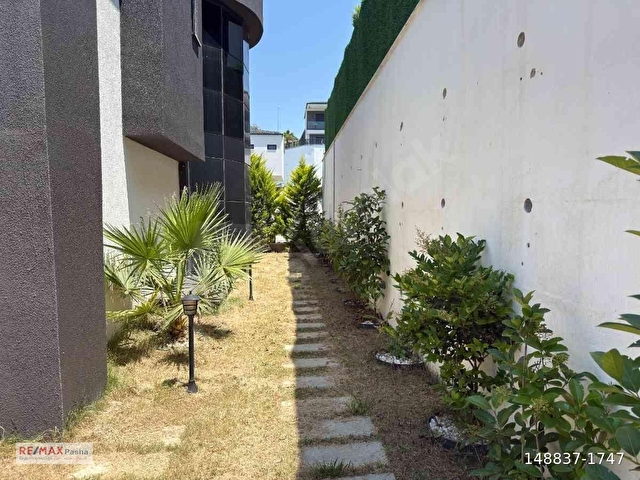 KUŞADASI SOĞUCAK TAM MÜSTAKİL ÖZEL HAVUZLU SATILIK 6+1 VİLLA - Görsel 8