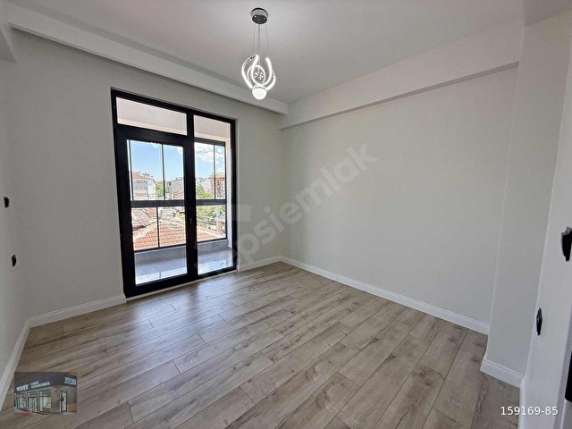 ZAFER MAH TAPUYA İŞLİ ÖZEL GARAJ EBEVEYN BANYO LÜKS+ SATILIK 3+1 - Görsel 13