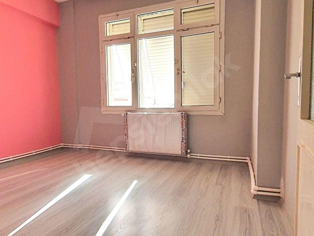 BORNOVA ATA DURAĞINA ÇOK YAKIN 3+1 KİRALIK - Görsel 16