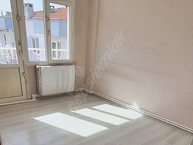 BORNOVA ATA DURAĞINA ÇOK YAKIN 3+1 KİRALIK - Görsel 11