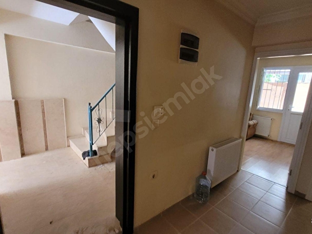 BAŞ-KALEDEN BAHÇELİ BALKONLU D.GAZLI KEYİF DOLU KİRALIK2+1 DAİRE - Görsel 23