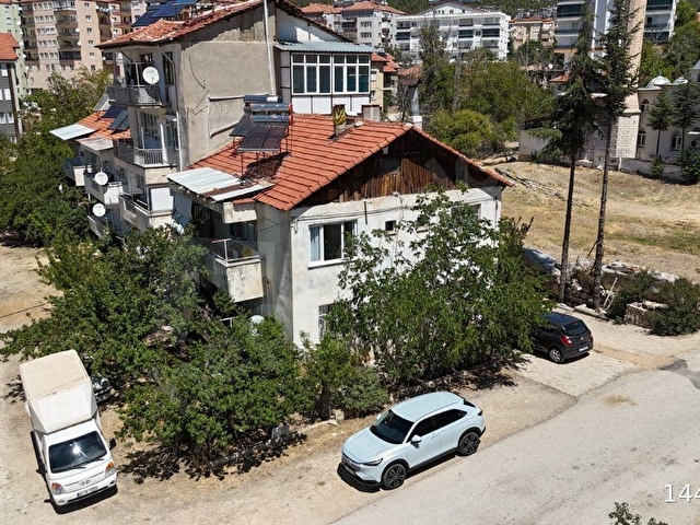 MÜKKEMBEL KONUMDA SATILIK EŞYALI DAİRE - Görsel 2