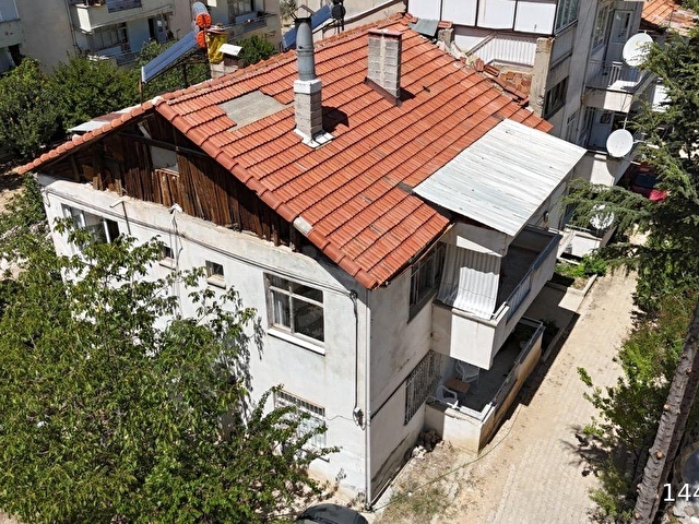 MÜKKEMBEL KONUMDA SATILIK EŞYALI DAİRE - Görsel 4