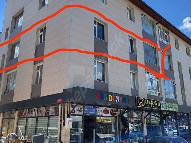 ÇARŞI MERKEZDE ana caddede satlık 3+1 ara kat köşe daire - Görsel 4