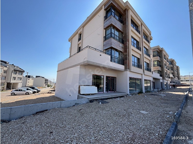VADİ VİSTA CADDE ÜSTÜ KÖŞE DÜKKAN