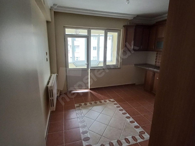 Kiralık 3+1 Daire İstasyon Mahallesi Teknik Sitesi - Görsel 3