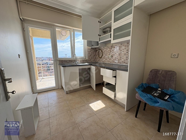 ROTADAN A.YASEVİDE İSKANLI ASANSÖRLÜ SATILIK 80 M2 2+1 DAİRE.. - Görsel 2
