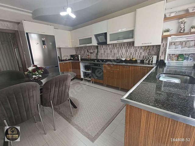 AKSOYDAN ÜÇKUYULARDA BÜYÜK M2 4+1 ACİL SATILIK FIRSAT DAİRE