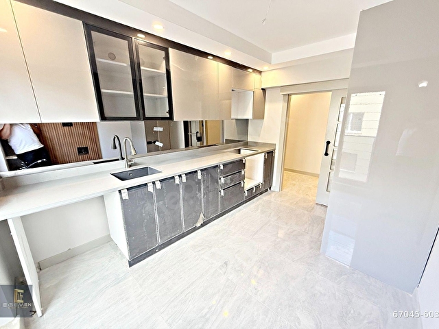 CADDE OKUL ÇARŞI YANI YENİ BİNA EBEVEYN BANYOLU ÖN CEPHE LÜX 3+1 - Görsel 9