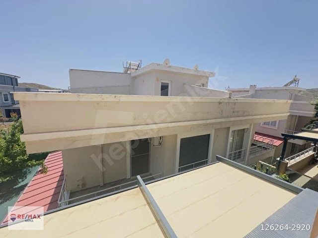 SEFERIHISAR PAYAMLIDA EŞYALI SATILIK 3+1 MÜSTAKIL VILLA - Görsel 15