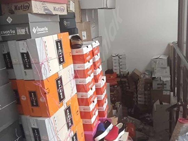 ÇİLPA GAYRİMENKULDEN DEVREN SATILIK AYAKKABI DÜKKANI - Görsel 5