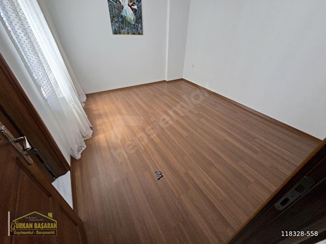 ŞARKÖY ÇARŞI İÇİ ANACADDE SATILIK 3+1 DAİRE - Görsel 8