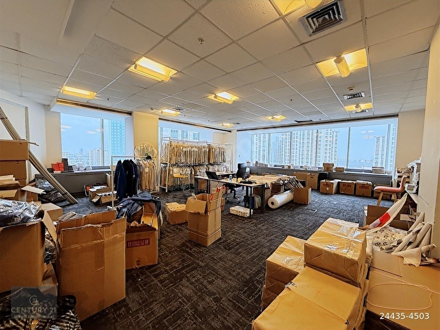 Maslak Kiralık Ofis 500m2 Polaris Plaza - Görsel 19