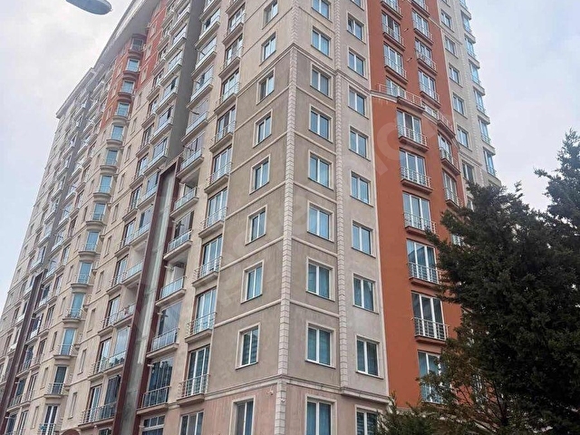 CUMHURİYET MAHALLESİ PLATİN REZİDANSTA 3+1 SATILIK