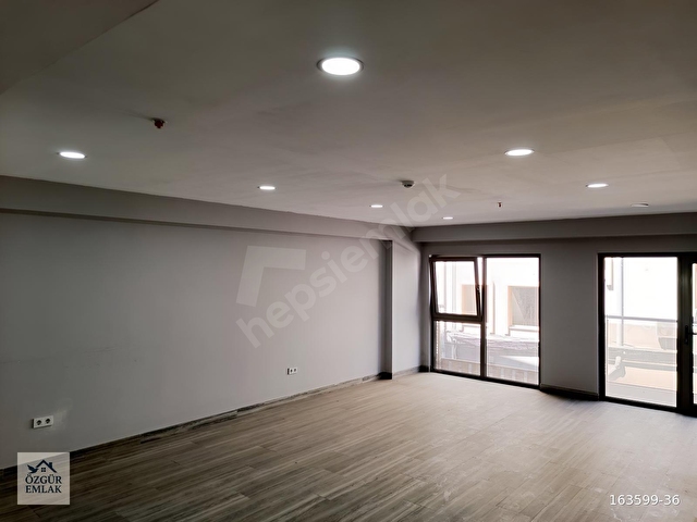 ÖZGÜR EMLAKTAN YAHYAKAPTAN TAMGÜN OFİSTE SATILIK OFİS. - Görsel 26