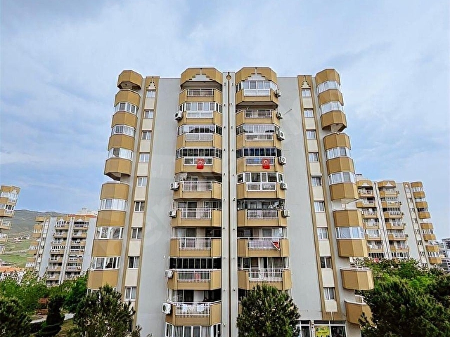 EGEKENT-2 METROKENT SİTESİNDE TADİLATLI SATILIK 3+1 DAİRE - Görsel 29