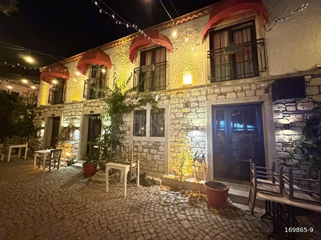 ALAÇATIDA TURİZM İŞLETME RUHSATLI KİRALIK İKİ AYRI BUTİK OTEL - Görsel 16