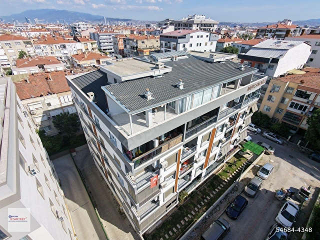 Karşıyakada Bahriye Üçokda Satılık 4+1 Dubleks Daire