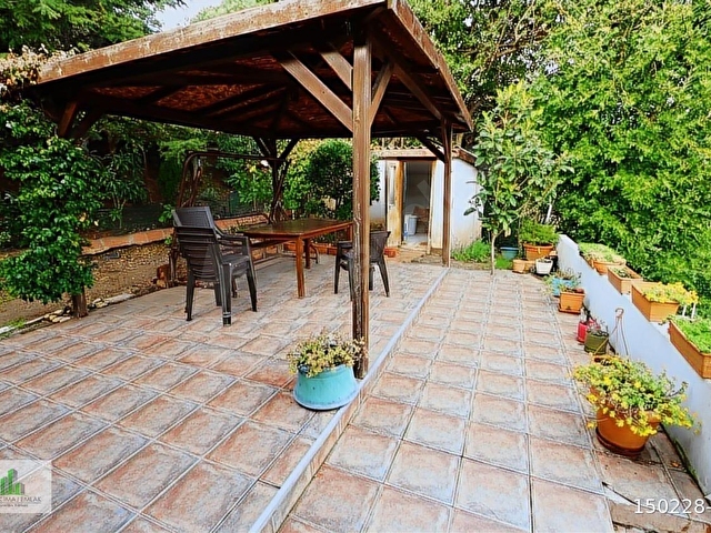SARIYERDE MUHTEŞEM BOĞAZ MANZARALI 1000 m2 ARSALI MÜSTAKİL EV - Görsel 2