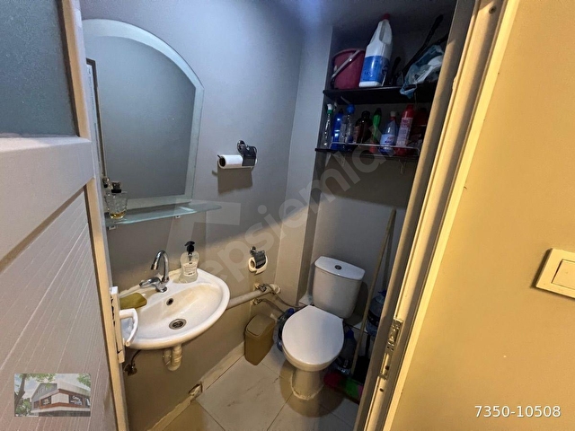 KOŞUYOLU ÖZLEM SİTEDE 55m2 MUTFAK + WC ve GENİŞ CEPHELİ KİRALIK OFİS DÜKKAN DEPO - Görsel 12