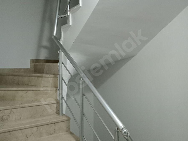ÜNLÜ EMLAKTAN SİTE İÇERİSİNDE EŞYALI MANZARALI KİRALIK 2+1 DAİRE - Görsel 26