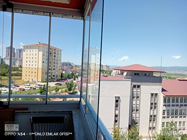ÜNLÜ EMLAKTAN SİTE İÇERİSİNDE EŞYALI MANZARALI KİRALIK 2+1 DAİRE - Görsel 12