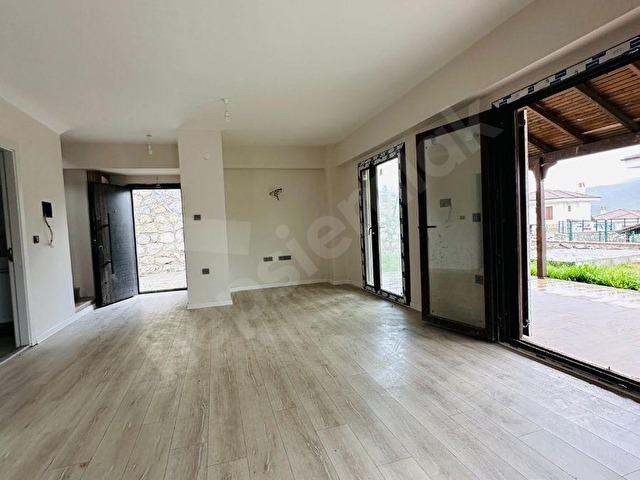 Adres Emlak - Marmaris Çetibelinde 3 Oda 1 Salon Lüks Dubleks Villa - Görsel 4