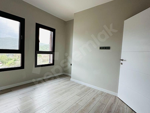 Adres Emlak - Marmaris Çetibelinde 3 Oda 1 Salon Lüks Dubleks Villa - Görsel 29