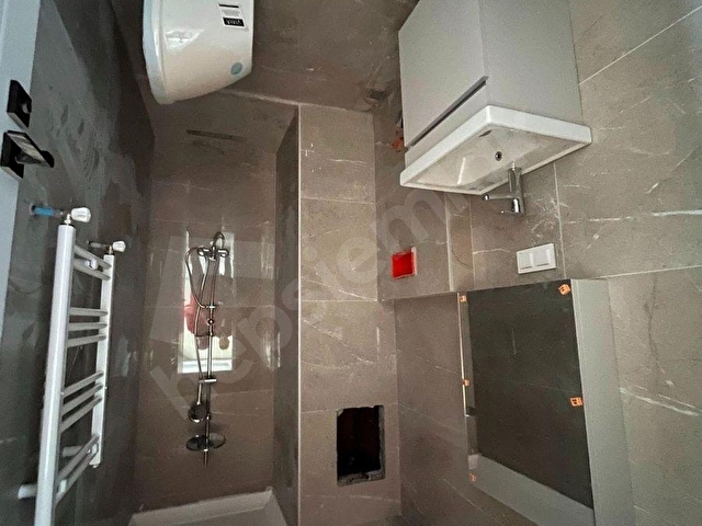 EROĞUL GYMDEN SABRİ TAŞKIN CAD. ÜZERİNDE 112 M2 DUBLEX DAİRE - Görsel 17