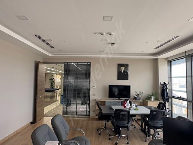 ESENYURT AKÇABURGAZDA ŞIK KULLANIŞLI OFİS EŞYALI PLAZA KATI - Görsel 22