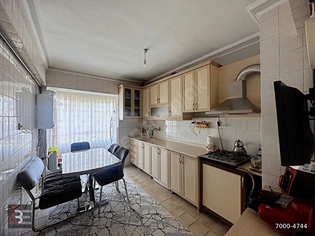 BATIKENT EMLAKTAN MERKEZİ YER ARAKAT FERAH 3+1 BAKIMLI DAİRE - Görsel 7