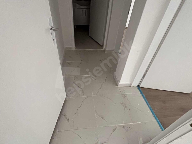 ÖZCAN EMLAK DAN 100.YIL ASPAVA KARŞISI,BAKIMLI,2+1,KOMBİLİ - Görsel 15