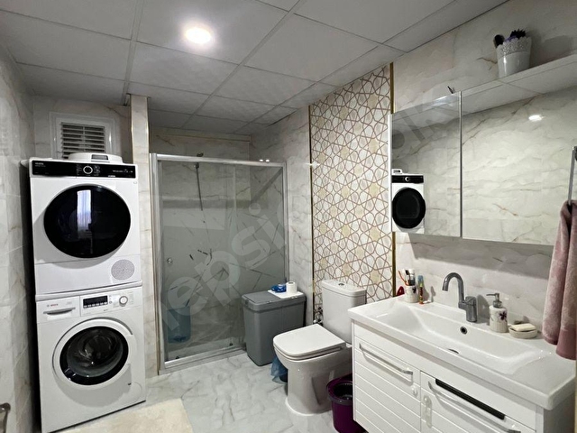 KARAKAYA EMLAKTAN ŞEHİTLİK MAH. 4+1 ARA KAT SATILIK DAİRE - Görsel 14