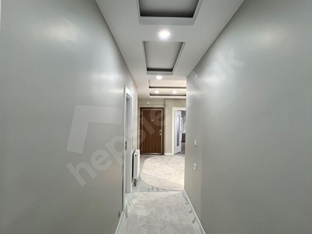 KARAKAYA EMLAKTAN ŞEHİTLİK MAH. 4+1 ARA KAT SATILIK DAİRE - Görsel 22