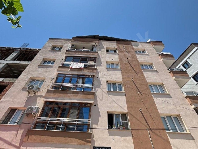 EYMEN EMLAKTAN YİĞİTLER MH. CADDE ÜZERİ SATILIK ARAKAT DOĞALGAZLI DAİRE 🏡