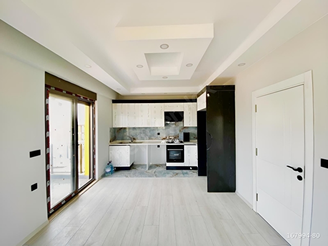 BAHÇEYAKADA CADDE ÜSTÜ GÖRÜLMEYE DEĞER SIFIR İSKANLI ŞIK DAİRE