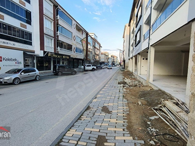 Kemaliye Mahallesinde Cafer Baran Caddesinde Kiralık Dükkan - Görsel 2