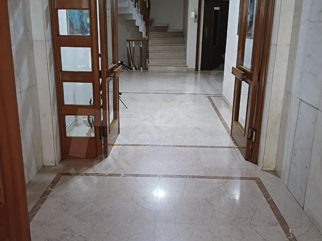 SUADİYE SAHİLDE KİRALIK DAİRE TERS DUBLEKS 4+1 300 M2 TERASLI - Görsel 10