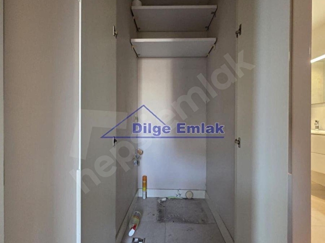 Caddebostan Büyük Kulübe yakın Balkonlu 3+1 Satılık daire - Görsel 5
