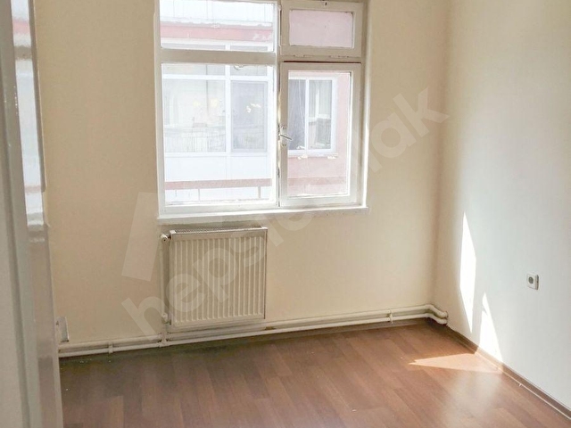 BAĞLAR CADDESİNDE 2+1 KOMBİLİ BAKIMLI TEMİZ - Görsel 9