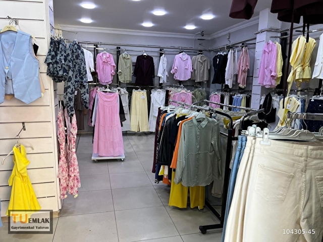 SEFAKÖY İNÖNÜ MAH MASLAK ÇEŞME CAD ÜZERİ DEVREN GİYİM MAĞAZASI - Görsel 20